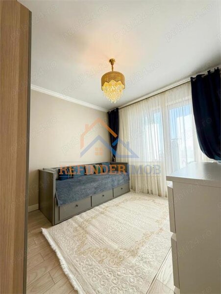 Mall Coloseum, apartament 3 camere de vanzare.